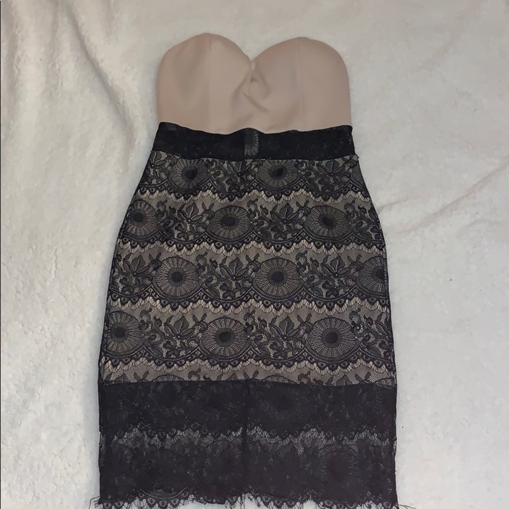 Fashion Nova Strapless dress
